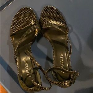 SOLD-Aerosole Small Heel Sandals